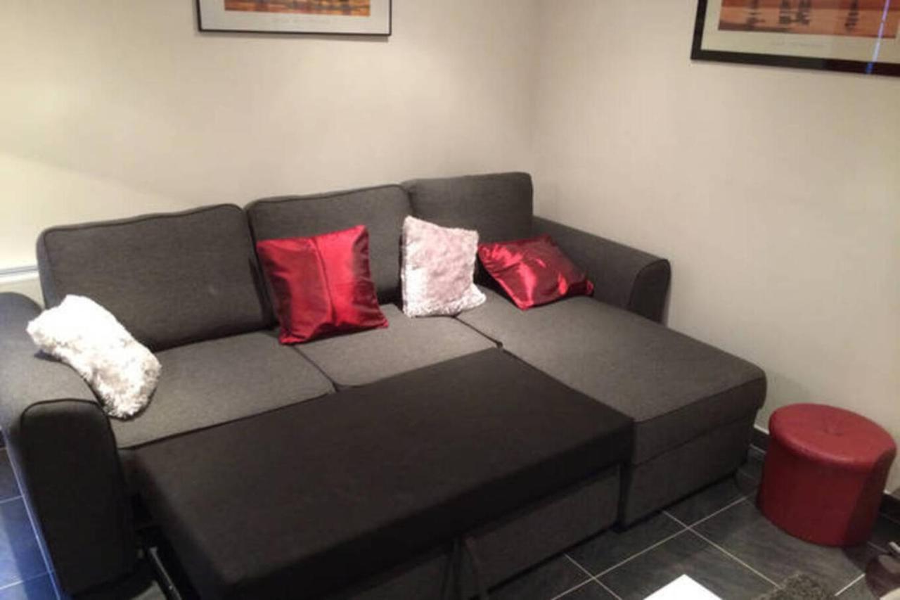 Marche Aux Puces De Saint-Ouen Apartment ภายนอก รูปภาพ